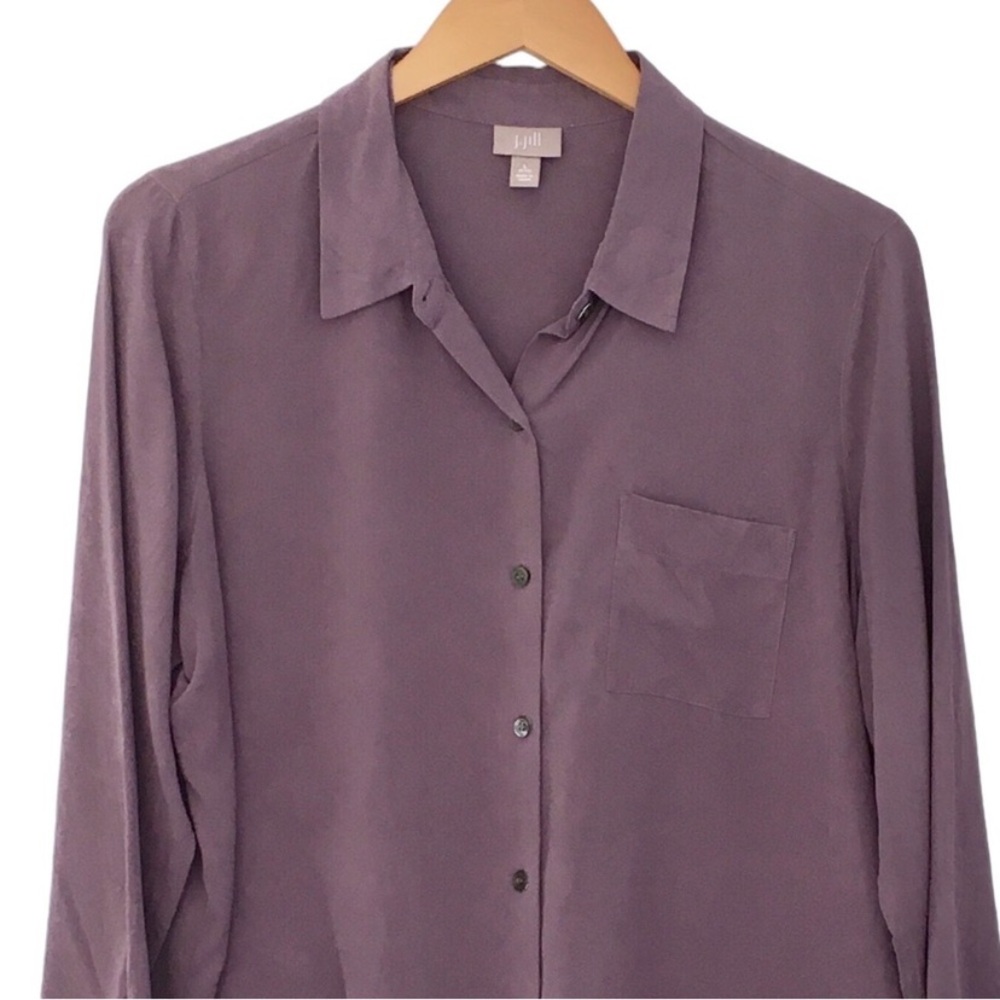 J.Jill Lavender Haze 100% Silk button down blouse sz M - Picture 8 of 8
